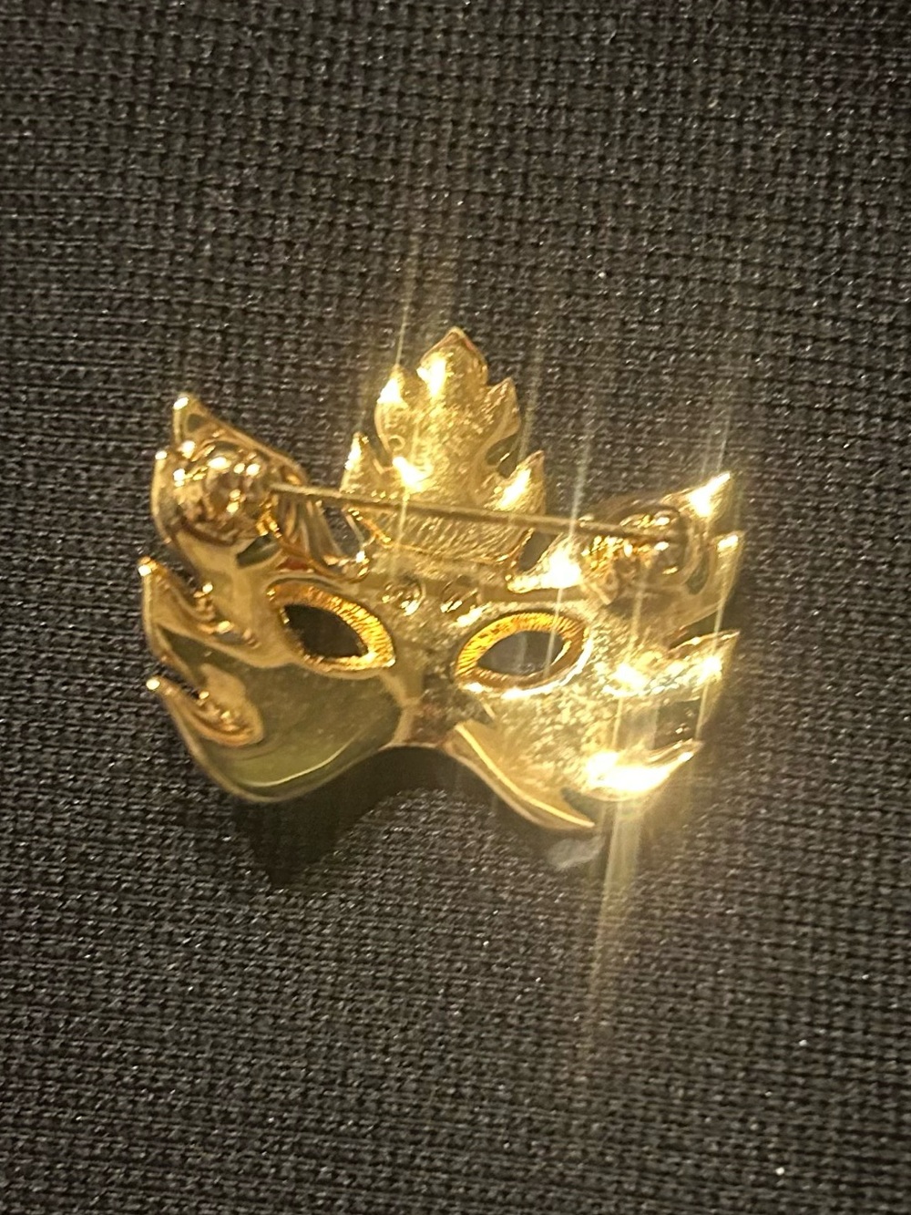 Swarovski Crystal Masquerade Mask Brooch with Multicolor Accents - Picture 5 of 5